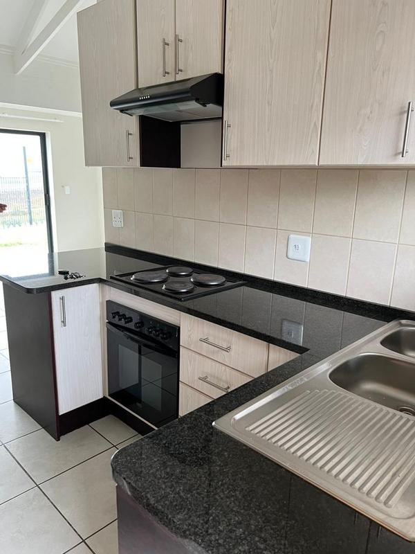 2 Bedroom Property for Sale in Reebok Western Cape